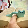 1Pc Cat Thumb Book Page Holder Bookmark Cute cartoon animal reading stand auxiliary tool school supplies gift bookmark