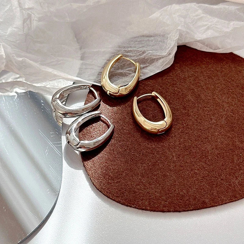 HOT Vintage Smooth Metal Hoop Earrings For Woman Girl Elegent Luxury New Korean Jewelry Temperament Girl's Daily Wear earrings