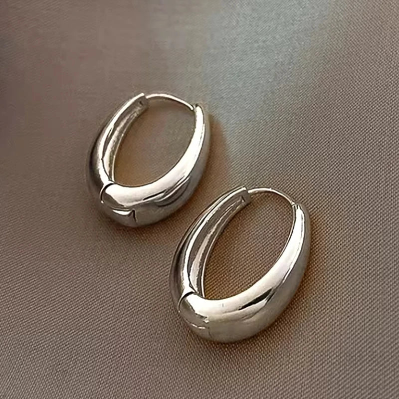 HOT Vintage Smooth Metal Hoop Earrings For Woman Girl Elegent Luxury New Korean Jewelry Temperament Girl's Daily Wear earrings