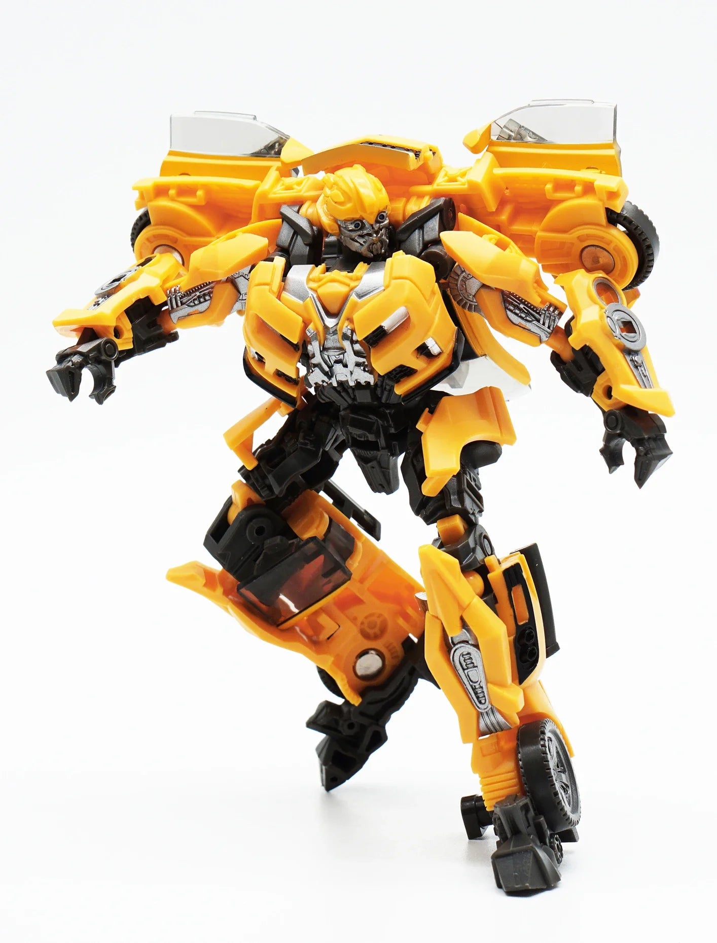 Transformation Robot Toys Car Alloy Plastic Anime Movie Bumblee Action Figure Series Children Birthday Gift
