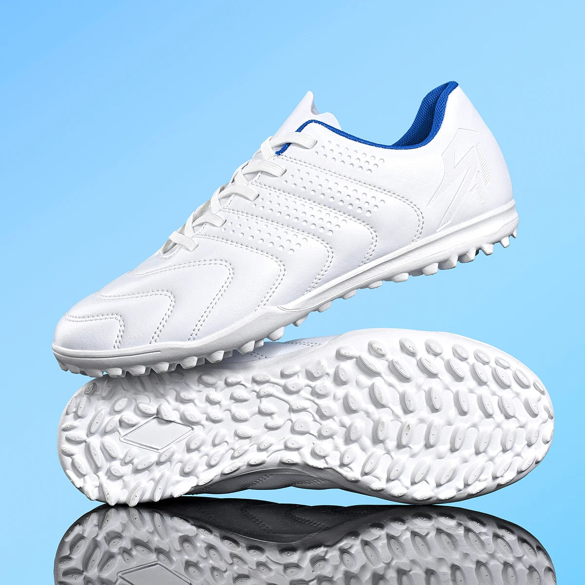 Adult anti slip TF nail shoes new couple outdoor lawn lightweight football shoes