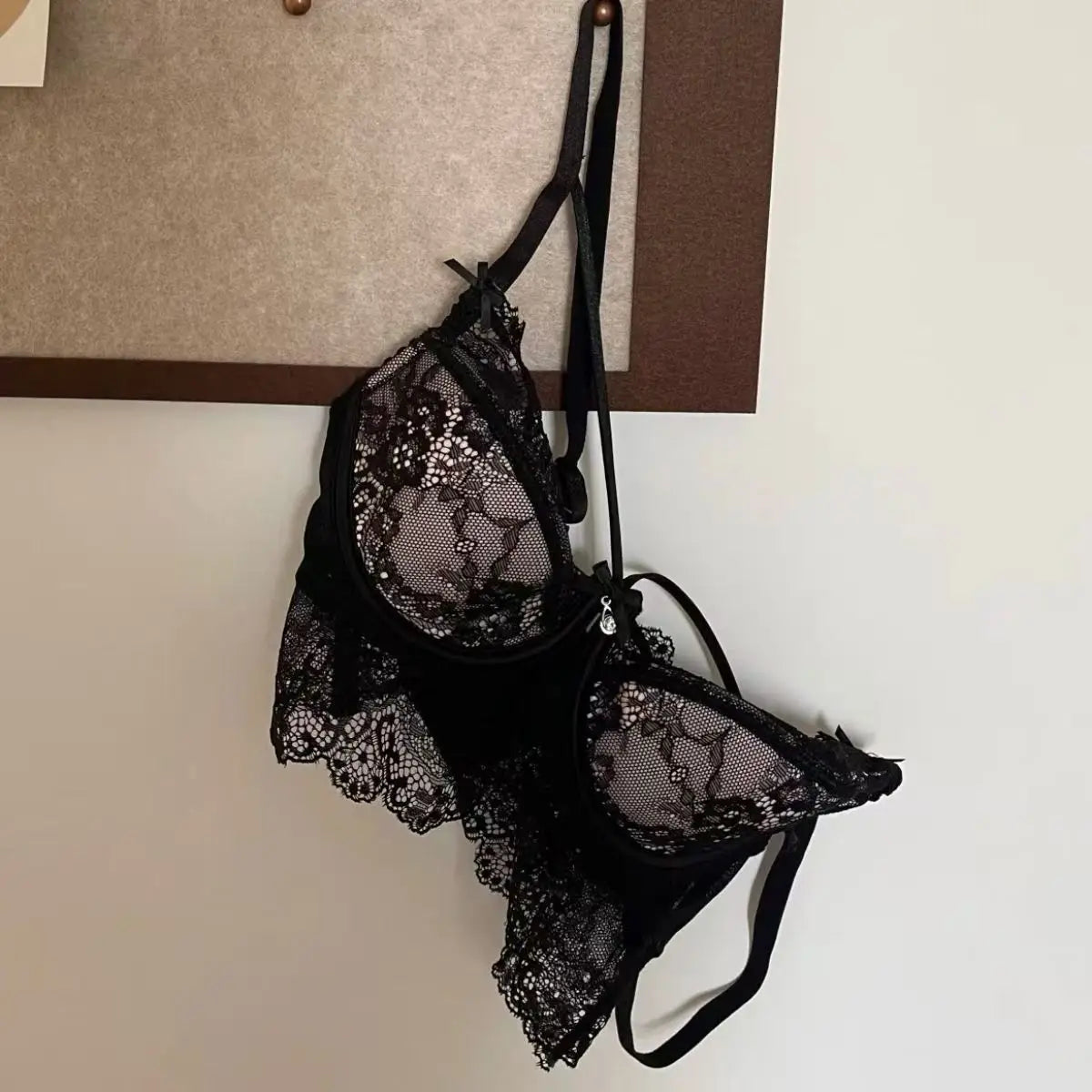 Sexy Lace Breathable Lingerie Set French-Style Small-Bust Support Bra Anti-Sagging & Side-Boob Control Soft Underwire Bra Set