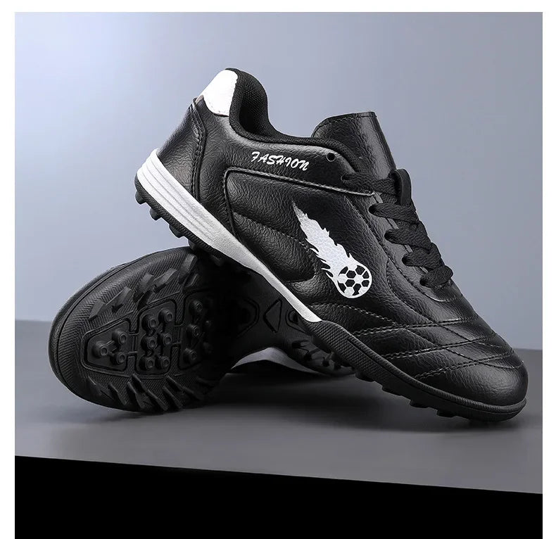 New Men Football Boots Match Non-Slip Professional Training Shoes Sneakers Grass Soccer Shoes Sport Outdoor Ultralight Unisex