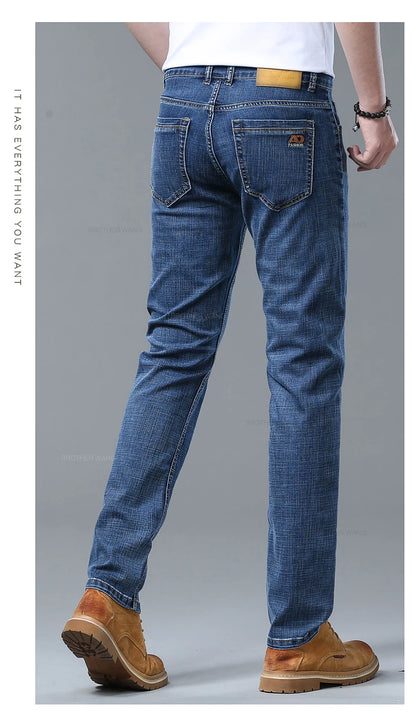 Men's Stretch Straight-Leg Jeans