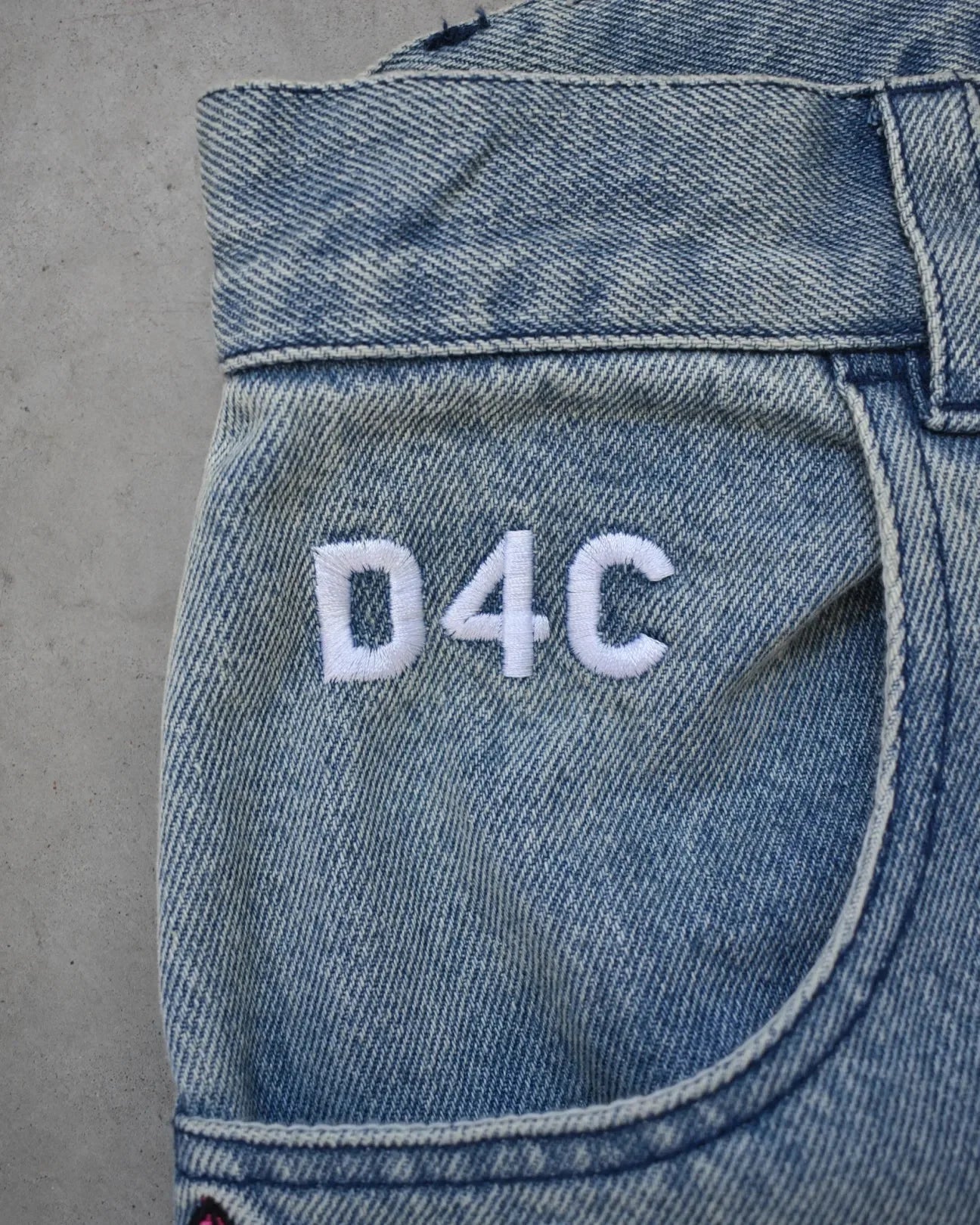 Y2K Men D4C JoJo High Waist Baggy Jeans Women Pink Heart Side Embroidery Loose Fit Washed Denim Pants Streetwear Wide Leg Pants